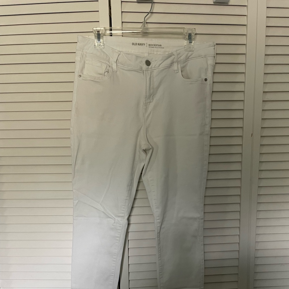 Old Navy white skinny jeans